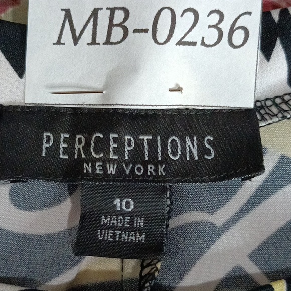 WOMENS DRESS - Picture 5 of 6